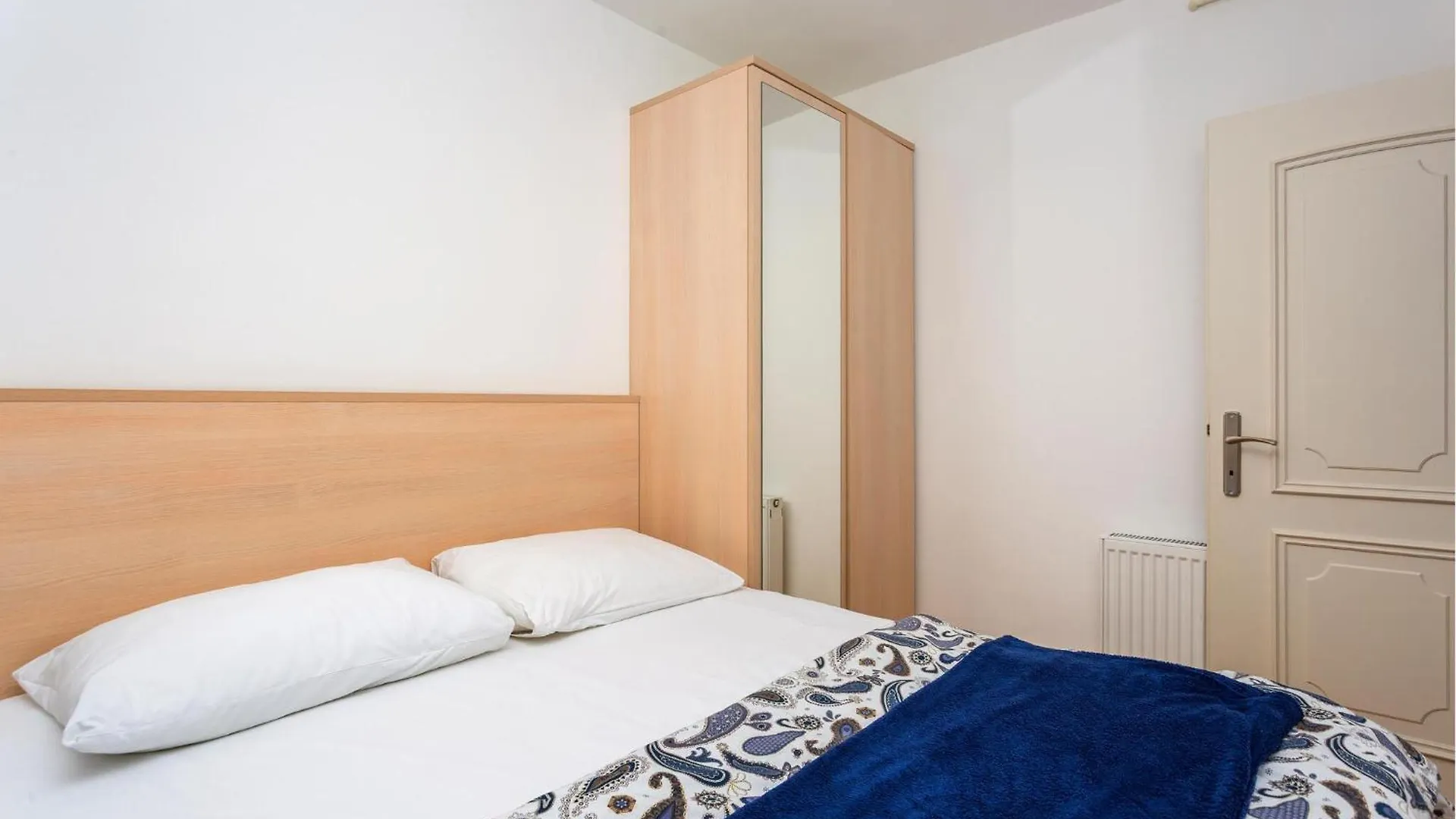 Gorgeous Apartment In Malinska